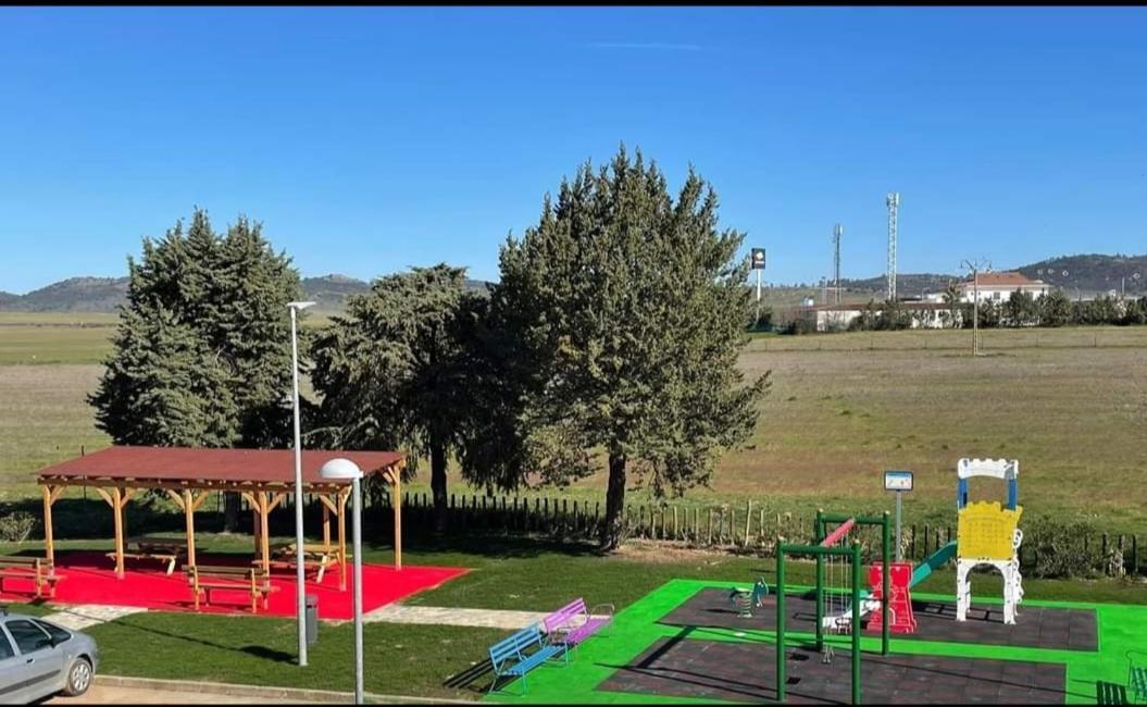 Posada De La Plata Valdesalor Экстерьер фото